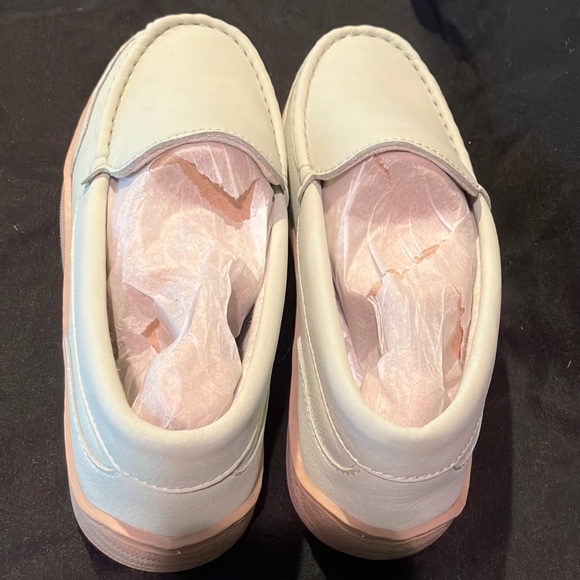 NEW ✨MySlippers ✨ - Mint Green, women’s  size 8 - Picture 1 of 7